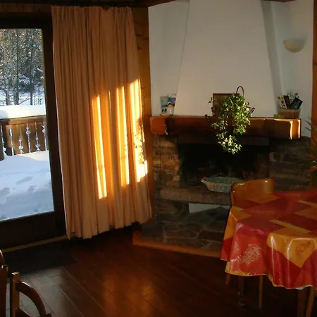 Domek alpejski With 3 Bedrooms In Chamonix-mont-blanc, With Wonderful Mountain Chamonix